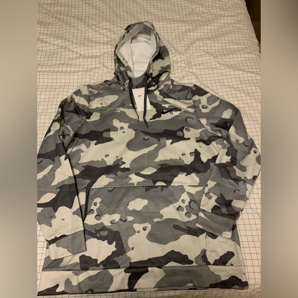 Nike Men’s Camo Hoodie.